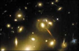 צביר הגלקסיות Abell, 2218 צולם בידי טלסקופ החלל