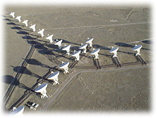 Part of a very large array of antennas in New Mexico exploring the secrets of the universe. Experiments are also being made to combine antennas in remote locations into one large array. Frequencies in the 1.6 GHz range are intended for mobile satellite communication, but in this range there are frequencies also assigned to radio astronomy. For years we have been talking about the joint existence of these two services in this frequency range. After the launch of the Iridium satellite cell phone, its use was banned within 100 miles of the Arecibo radio observatory in Puerto Rico, as well as the major radio observatories in West Virginia and New Mexico. As we listen on these frequencies to space, maybe others are listening to us and maybe instead of looking for transmissions in a radio telescope, ET will simply call us on iridium...