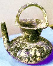 The clay kettle in which the Maya frothed cocoa. Totally different taste. Photo: Economist