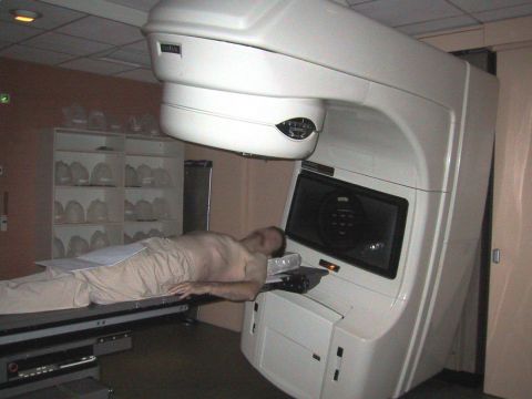 A linear accelerator used for radiotherapy. From Wikipedia