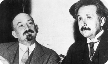 Albert Einstein and Chaim Weizmann. Photo courtesy of the Einstein Archives, The Hebrew University of Jerusalem