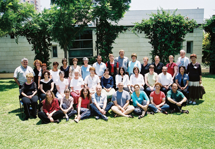 The participants of the seminar in a souvenir photo. A worldwide partnership