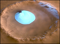 פסגת קרח במאדים. צילום: מארס אקספרס, סוכנות החלל האירופית