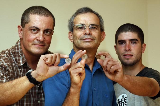 Treasure hunters, Prof. Boaz Langford, Amos Fromkin and Boaz Zissou. Photo: Sasson Tiram