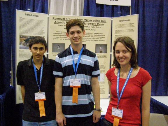 From the right: Shira Ahisher, Shahar Gevirtz and Yadid Elgaoi