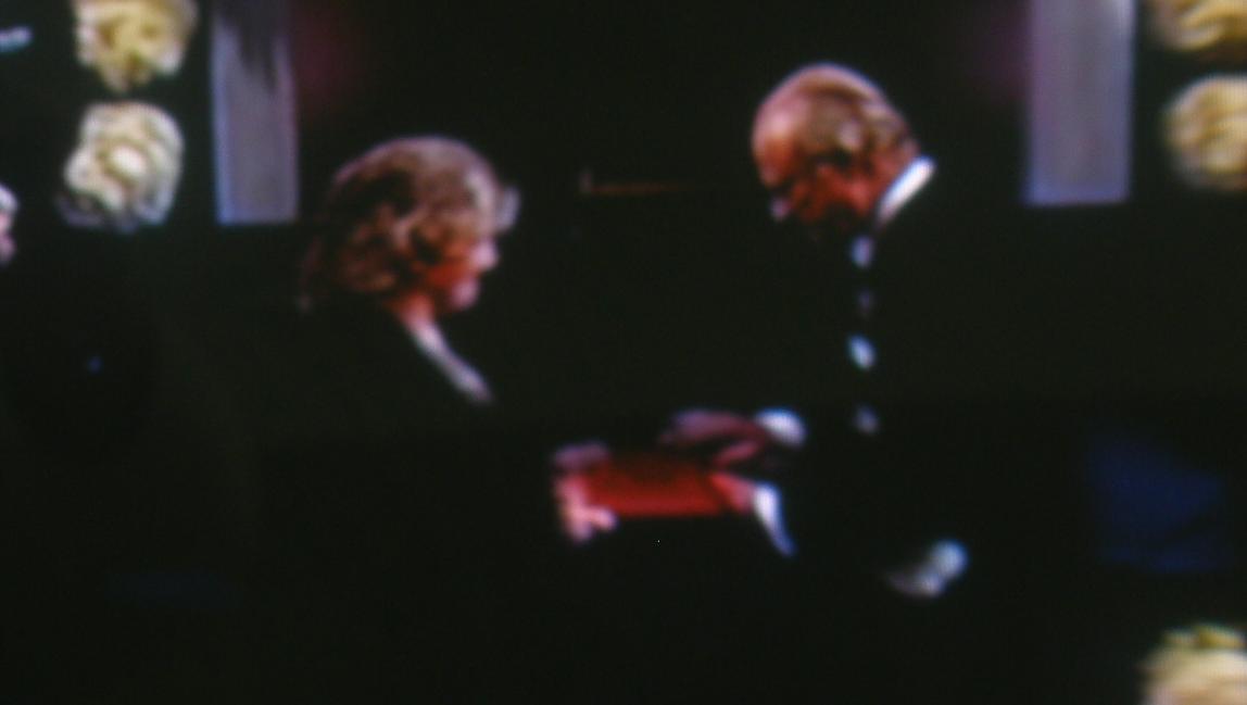 Prof. Ada Yonat receives the Nobel Prize, this evening in Sweden. Photo from the broadcast on Channel 1 - Avi Blizovsky