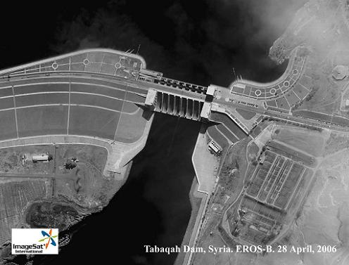 Tabaka Dam in Syria. Photo: the Eros B satellite
