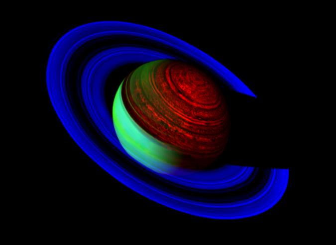 צילומי האטמוספירה באורכי גל שונים מגלים פנים נוספות של שבתאי.באורך גל 2.3 מיקרון (מקור מס' 7)