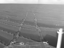 Attached photographs from Opportunity's navigation camera provide the general view northeast from the wide position on its 1,687th Martian day - October 22, 2008. Photo: NASA