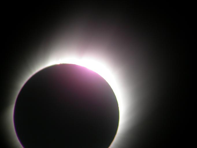 Solar eclipse, Antalya, March 2006. Photo: Emmanuel Gringrad