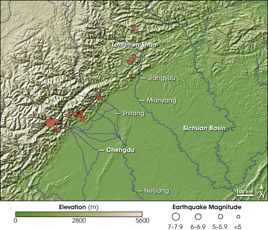 מפה טופוגרפית של איזור האסון ומיקום רעידת האדמה הגדולה ורעידות המשנה