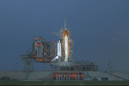 מעבורת החלל דיסקברי עדיין על כן השיגור, 26 באוגוסט 2009