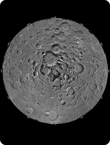 A photograph of the Clementine mission, which photographed the South Pole of the Moon in the XNUMXs. The central area in the photograph is permanently shaded, so it is possible that there is frozen water deep below the surface. Courtesy of NASA