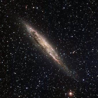גלקסיה NGC-4945. צילום: הטלסקופ האירופי הדרומי