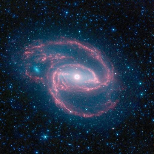 הגלקסיה עם העין. צילום: טלסקופ החלל שפיצר. נאס''א
