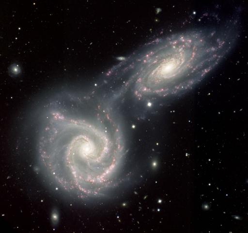 מחול הגלקסיות התאומות NGC 5426-7