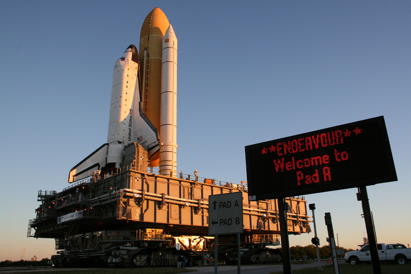 The space shuttle Endeavor is about to launch. Photo: Ken Cramer, Universe Today