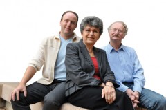 מימין: פרופ' משה אורן, פרופ' ורדה רוטר וד"ר פרי סטמבולסקי. צילום: מכון ויצמן