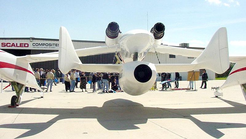 Rear view of Spaceship_One mounted on White_Knight. Source: Rokits XPrize gallery