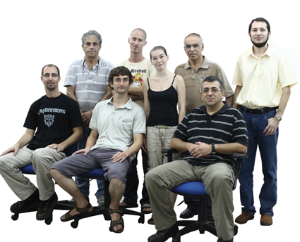 From the right (standing) Dr. Yevgeni Stambolchik, Prof. Yitzhak Maron, Kristina Stolberg, Guy Rosenzweig, Pesi Meiri. (seated): Dr. Eyal Krupp, Dimitri Mikitchuk