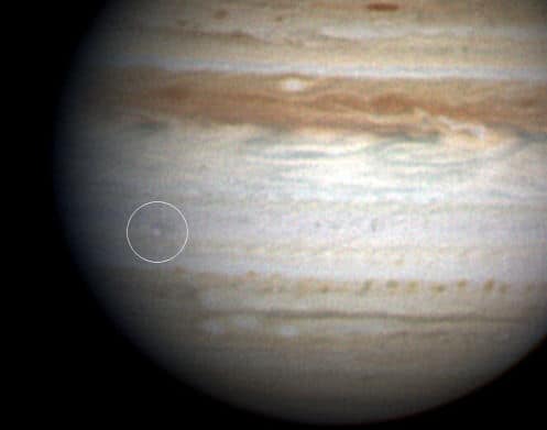 A small dot marks the return of Jupiter's southern equatorial belt. Photo: Christopher Gu, spacewheather website