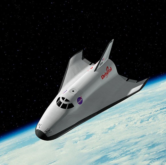 اقترحت شركة Orbital Sciences استخدام الطائرة الفضائية لنقل رواد الفضاء إلى المدار: الصورة PR: Orbital Sciences