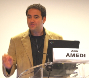 Dr. Amir Amadi (Photo: Astrid de Gerrard)