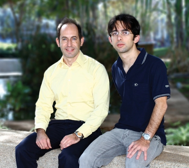 From the right: Toher Jordan and Prof. Ernesto Yoslevitz. golden hands