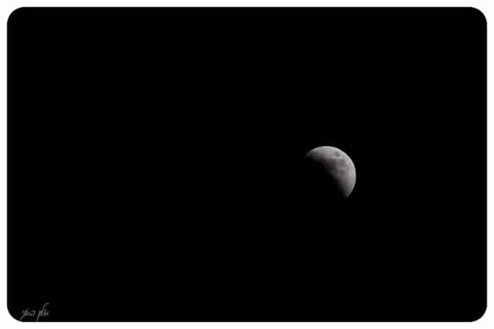 The lunar eclipse 15/6/2011 - the beginning of the eclipse. Photo: Alon Bani at the observatory in Givatayim