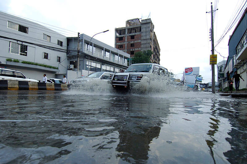 שטפון בדאקה בירת בנגלדש. מתוך ויקיפדיה