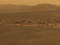 השפה המערבית של מכתש אנדוור במאדים. צילום: NASA/JPL-Caltech/Cornell/ASU