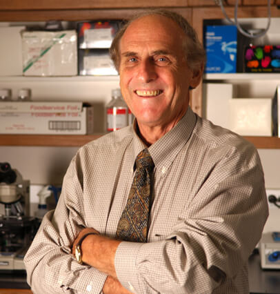 פרופ' ראלף שטיינמן, מגלה תאי החיסון. זוכה פרס הובל לרפואה לשנת 2011. מתוך ה-NIH