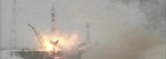 שיגור החללית סויוז TMA-22 הבוקר ממרכז השיגור בייקונור בקזחסטן. שלושת אנשי הצוות הם האסטרונאוט האמריקני דן בורבנאק והקוסמונאוטים הרוסים אנטון שקפלרוב ואנטולי איבנישין. צילום: נאס"א/רוסקוסמוס