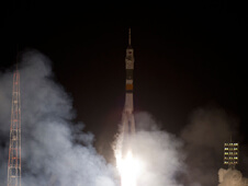 שיגור הצוות ה-30 של תחנת החלל מבייקונור קזחדטן, 21 בדצמבר 2011. צילום: נאס"א