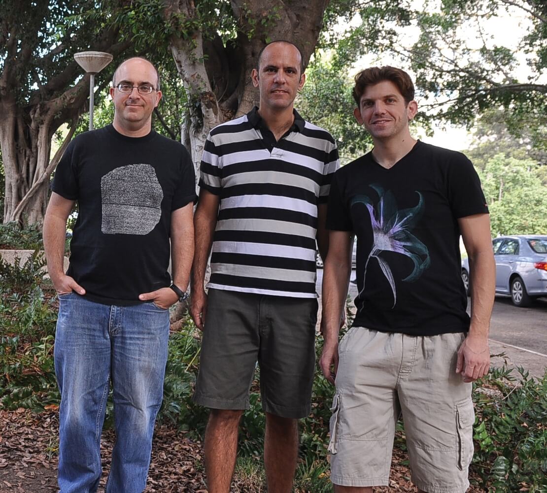 From the right: Elad Ganmore, Dr. Ronan Segev and Dr. Elad Schneidman. Foreign language