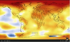 הטמפרטורה הממוצעת של פני השטח של כדור הארץ בשנת 2011 לעומת הממוצע של עשורי החמישים השישים והשבעים של המאה ה-20. מתוך סרטון של נאס"א