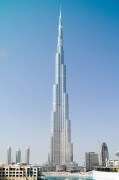בורג' ח'ליפה בדובאי - הבניין הגבוה בעולם מאז 2009. מתוך ויקיפדיה