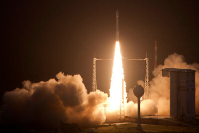 שיגור המשגר הראשון מדגם וגה, קורו, גואיינה הצרפתית, 15/2/2012. צילום: סוכנות החלל האירופית