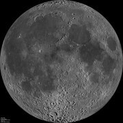 "הפרצוף על הירח" בולט מאוד בצילום זה של החללית LRO