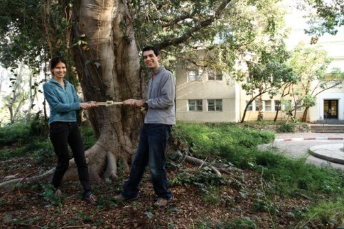 יקיר רשף והילרי פינוקן. הולך ומתהדק. צילום: מכון ויצמן