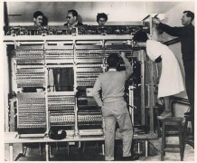 המחשב הראשון בישראל - WEIZAC. צילום: מכון ויצמן