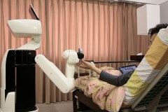 רובוט סיוע רפואי למשותקים, צילום: חברת טויוטה