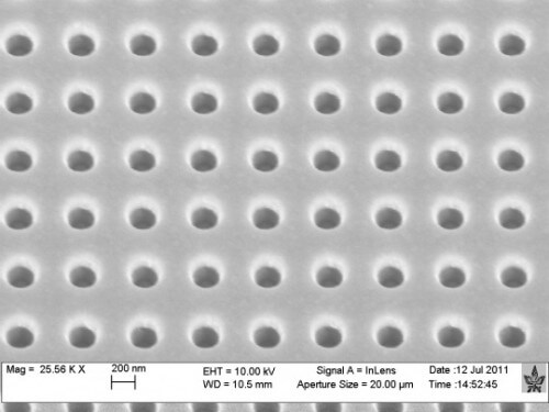 Image 3: Electron microscope image of the gold plate with the nanometer hole array. Image source: Ben.