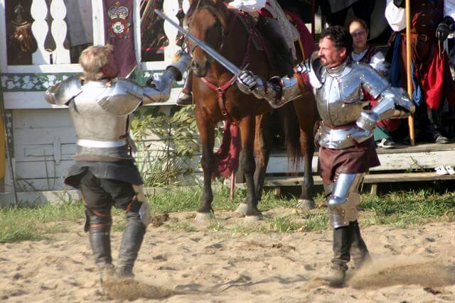 A reenactment of a duel between two cavalry knights. Photo: MathKnight - Wikipedia