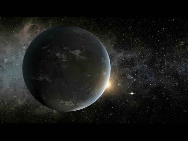הדמיה של כוכב הלכת "קפלר 62f", על רקע הזריחה של כוכב האם, "קפלר 62", הכוכב הבוקה לימינו הוא כוכב הלכת השכן, 62e. ציור: נאס"א