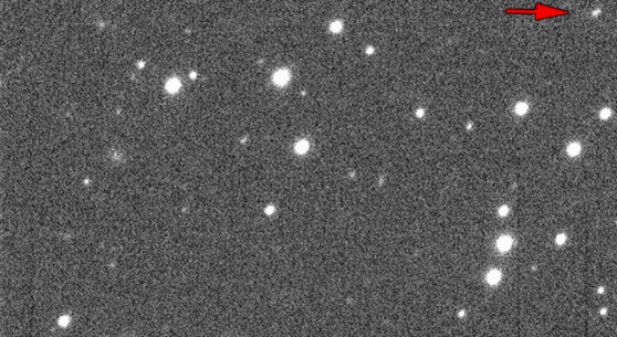 האסטרואיד 2013 MZ5 כפי שנראה בטלסקופ פאנסטארס-1 של אוניברסיטת הוואי. בתמונה המתחלפת - האסטרואיד נע יחסית לרקע הקבוע של הכוכבים. צילום PS-1/UH 