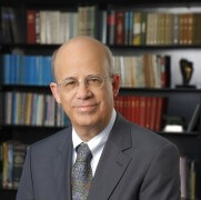 נשיא אוניברסיטת תל-אביב, פרופ' יוסף קלפטר, 2013. צילום יח"צ