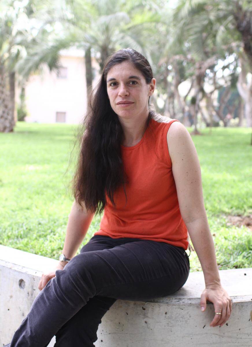 Dr. Ilana Kolodkin-Gal. Commune. Photo: Weizmann Institute