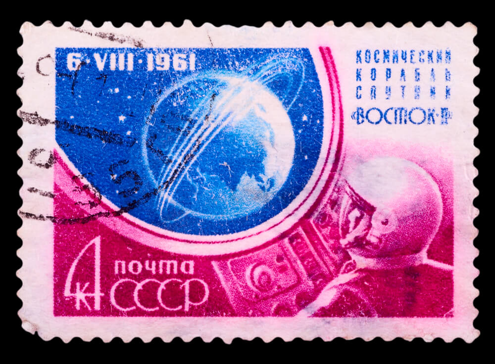 להגיד שלום בחלל. בול לכבוד תוכנית ווסטוק שהוצא בברית המועצות בשנת 1961. צילום: shutterstock