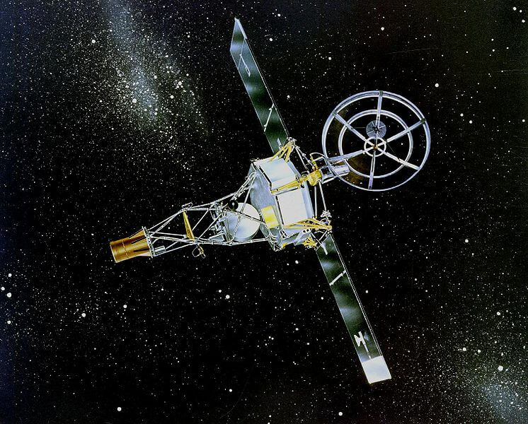 The Mariner 2 spacecraft in space. Image: NASA